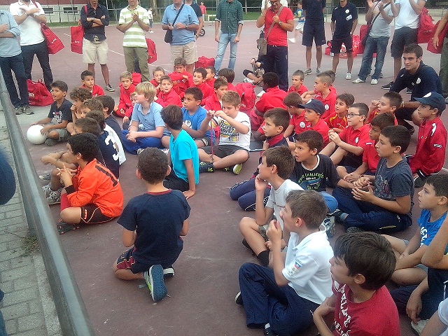 Caricamento immagine in corso...